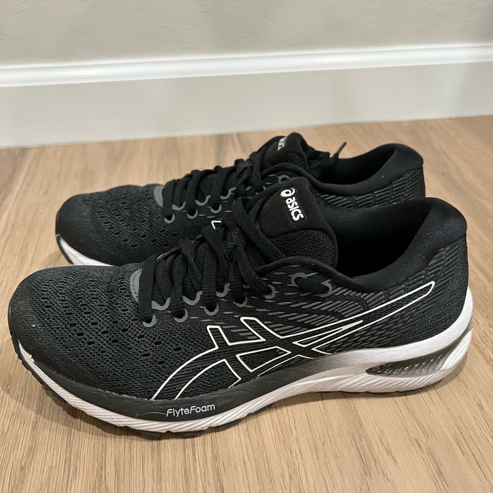 Asics Gel-Cumulus 22 Black